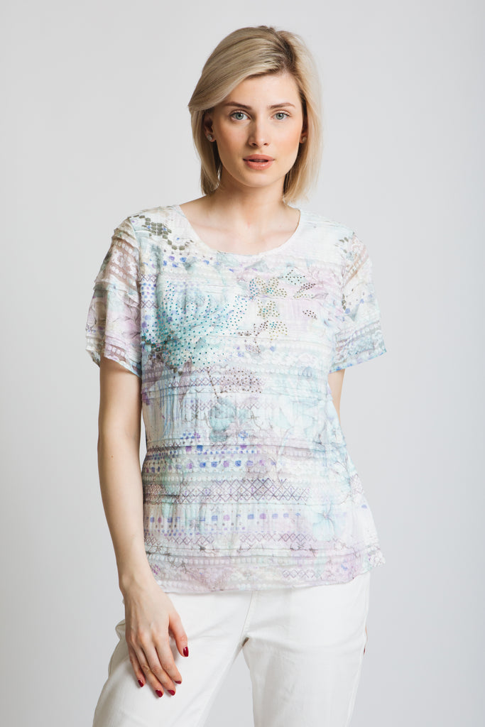 Stunning textural jersey with burn out t-shirt with pretty print and diamante details. Round neck, short sleeve, classic fit